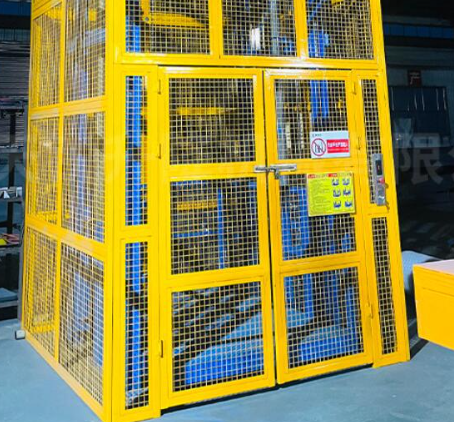 老街街道货梯可以安装在室外吗