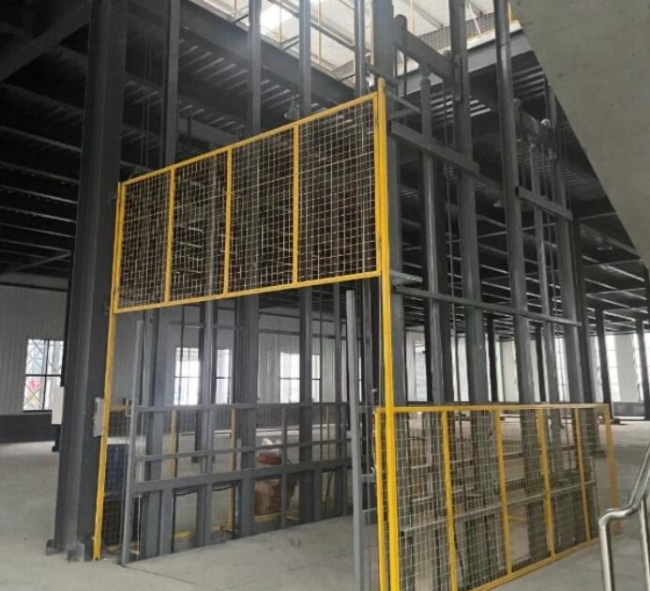 老街街道请详细介绍一下货梯安装在室外的维护方法