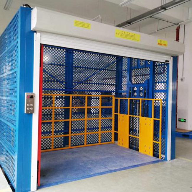 老街街道导轨式升降货梯